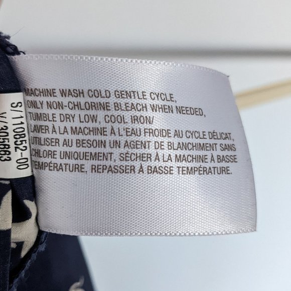 Old Navy Short-Sleeved Cat Blouse - Picture 4 of 4